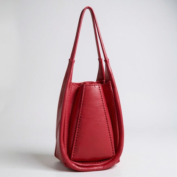 NWT Ampere Creations Veagan Leather Lip Stick Red satchel Shoulder Bag - Picture 3 of 7